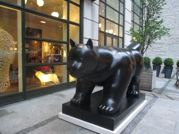 Cate Blanchett and Julian Rosefeldt talk Manifesto animals and more inside the Crosby Street Hotel